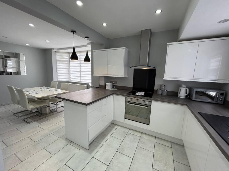 Fresh & Spacious House Rhyl Esterno foto
